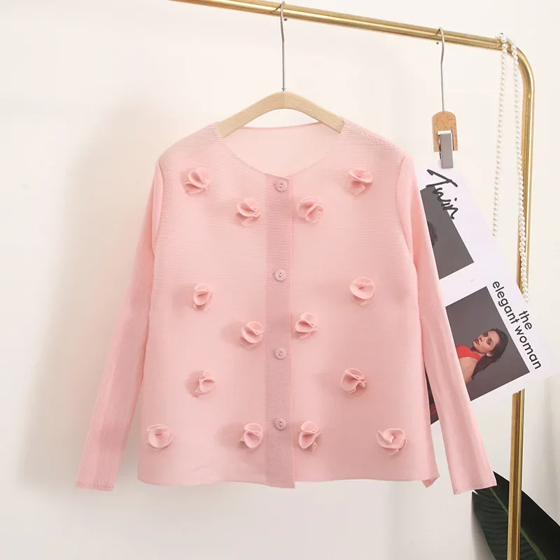 

2023 Miyake Fold Top Flower Autumn New Niche Design Sense Everything Matching Thin Cardigan Senior Sense Of T-Shirt Women's Wear