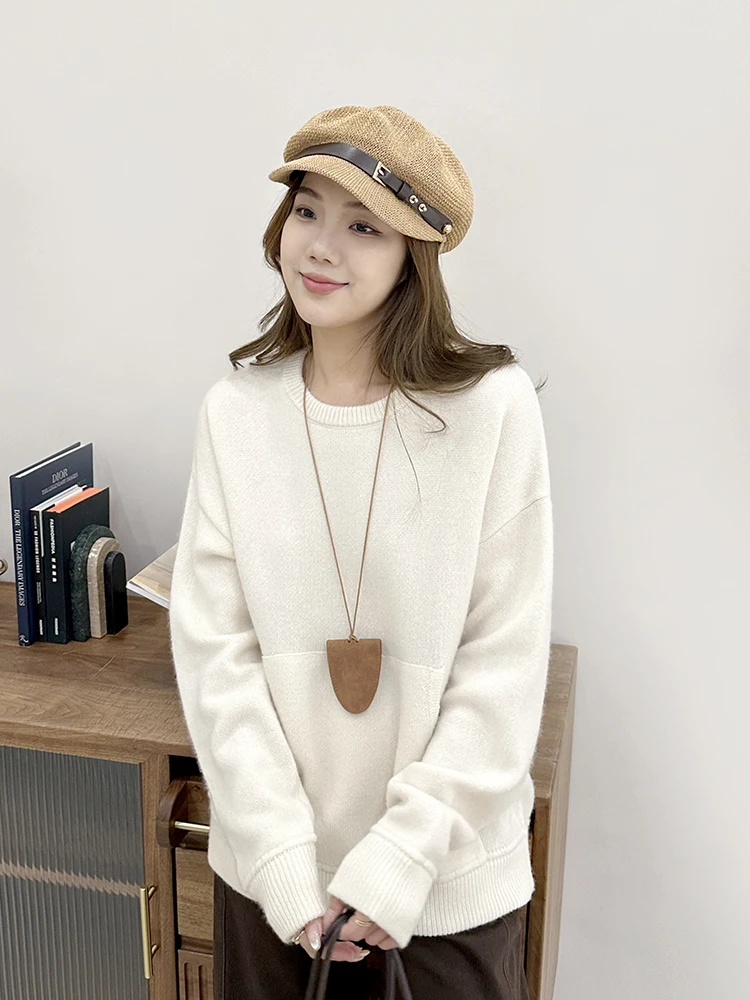 

Breathable Knitted Sweatirt round Ne Design No Sweat Trap Comfortable Fit Neline Suitable for Both Inner And Outer Wear