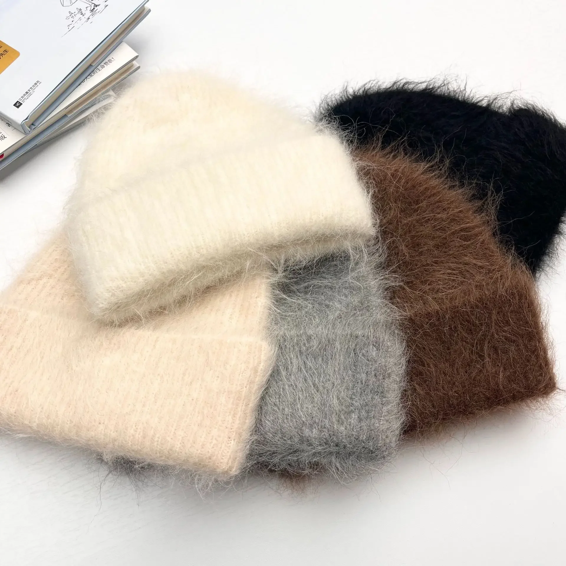 2025 Winter Fluffy Alpaca Wool Beanies Womens Warm Knitted Hat Winter Bonnet Hedging Caps Cashmere Mens Beanie Hat