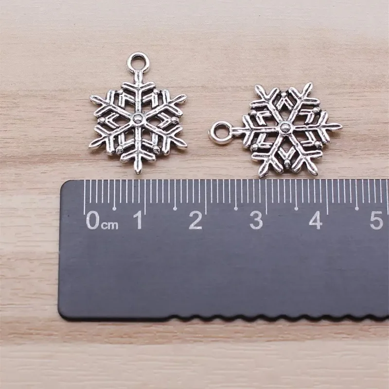 210 Stück antiksilberfarbene Schneeflocken-Anhänger, 22 x 17 mm, DIY-Halsketten, Armbänder, Ohrringe, Schmuckherstellung # 2687 – Detail 3