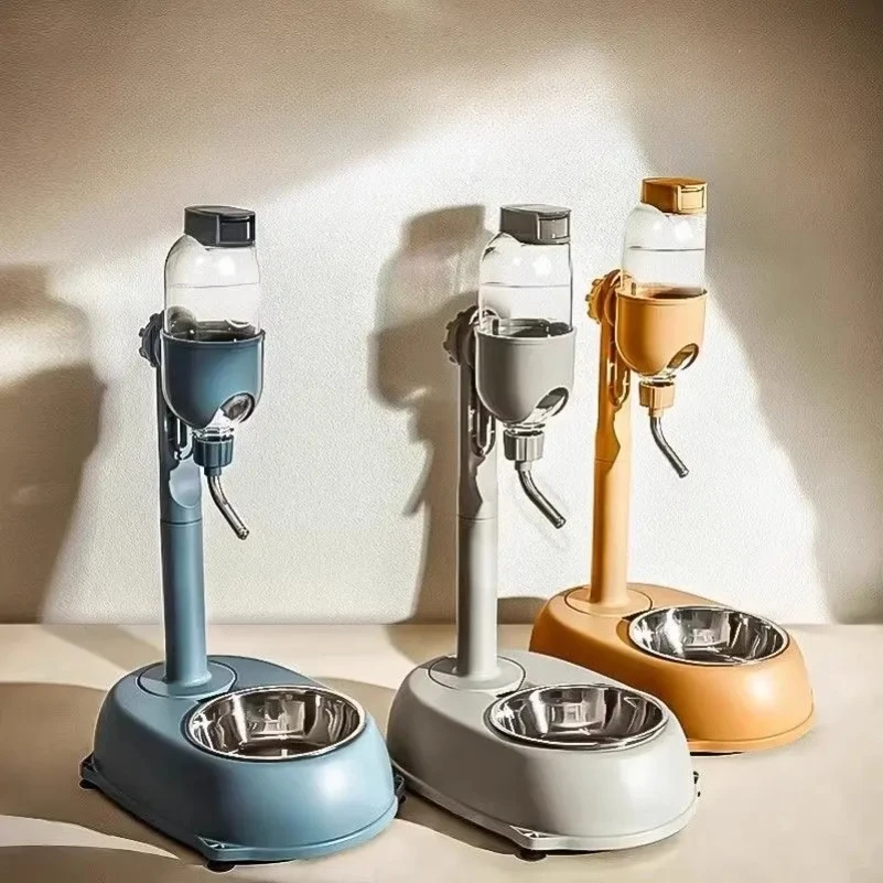 

New Cat and Dog Water Dispenser Teddy Small Dog Water Dispenser Stand Pole Hanging Feeding Water Bottle Non-wet Mouth with Sucti