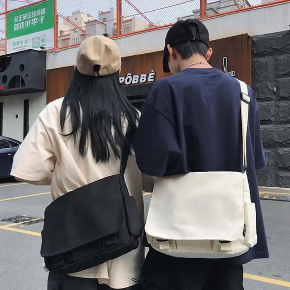 

Черная однотонная нейлоновая сумка большой вместимости, сумка-мессенджер в корейском стиле с несколькими карманами, однотонная простая сумка на плечо для путешествий