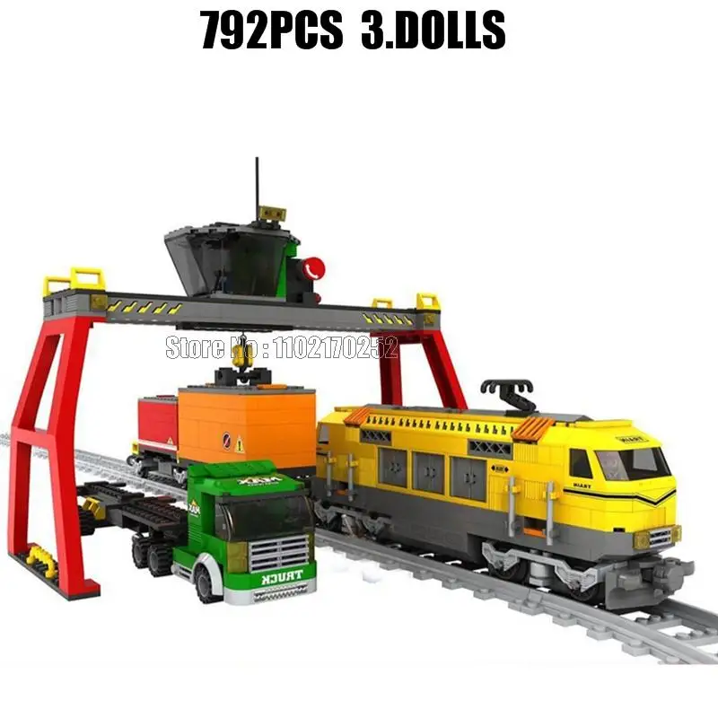 792 قطعة محطة القطار الحضري شاحنة السكك الحديدية 3 دمى بناء الالعاب العملاقة #4
