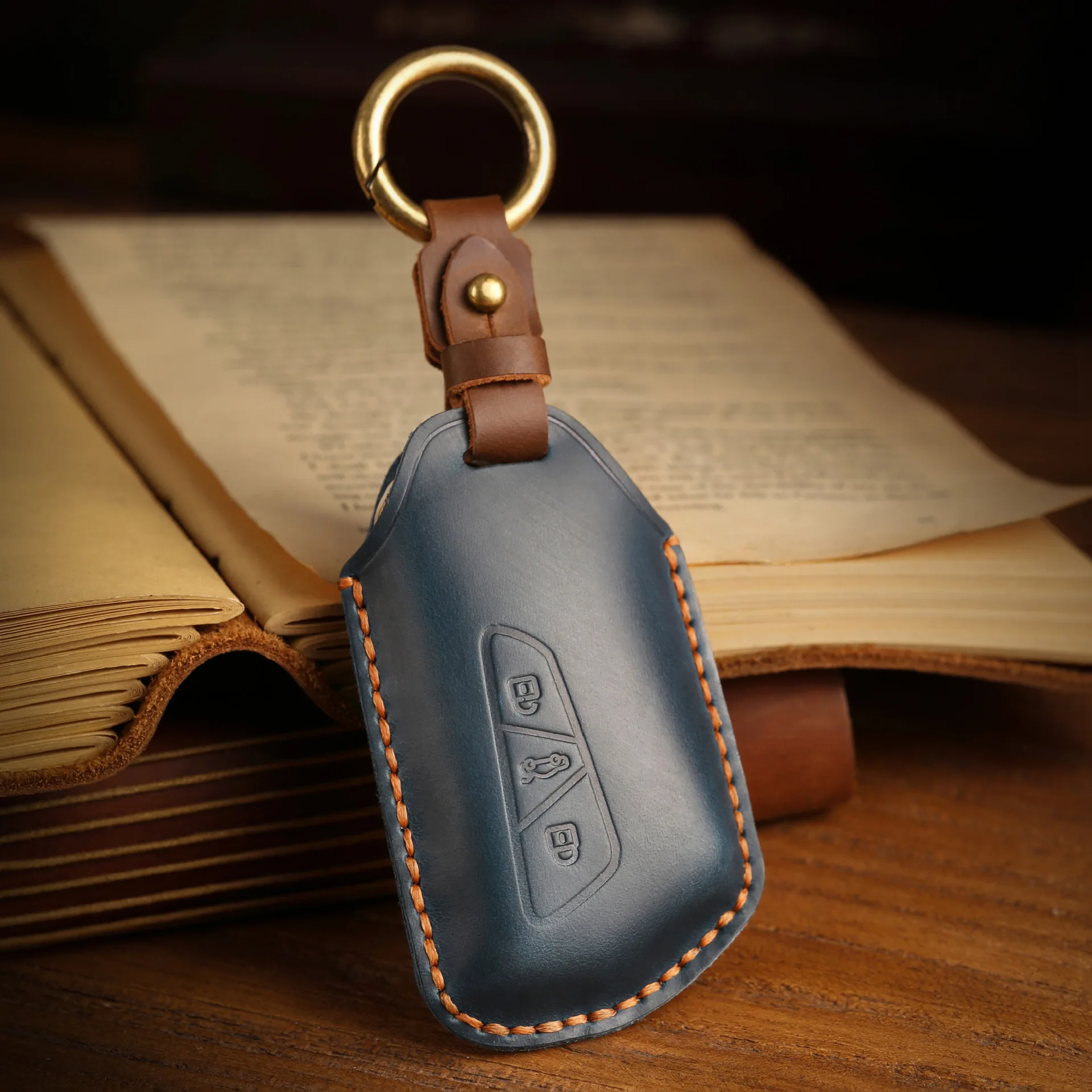 

Leather Car Remote Key Case Cover Shell Keychain For VW Volkswagen Golf 8 2020 Skoda Octavia A8 2021 SEAT Leon MK4 Accessories