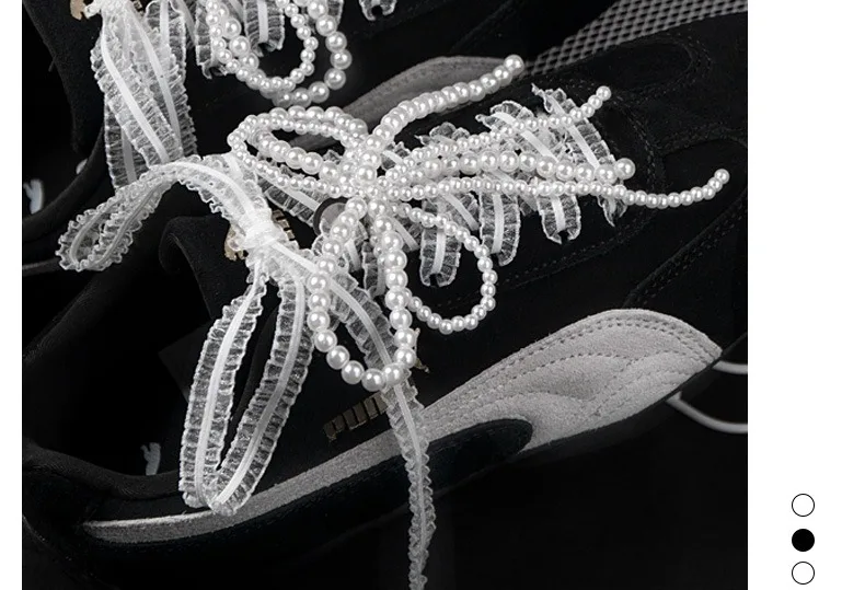 Rüschenbesetzte, transparente Schuhbänder aus Organza mit Schleife, süße, alltagstaugliche Schuhaccessoires für flache Sneaker und Freizeitschuhe. – Detail 9