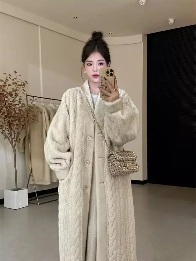 2024 new daughter lazy wind long cardigan mink coat women winter thickened twist mink women