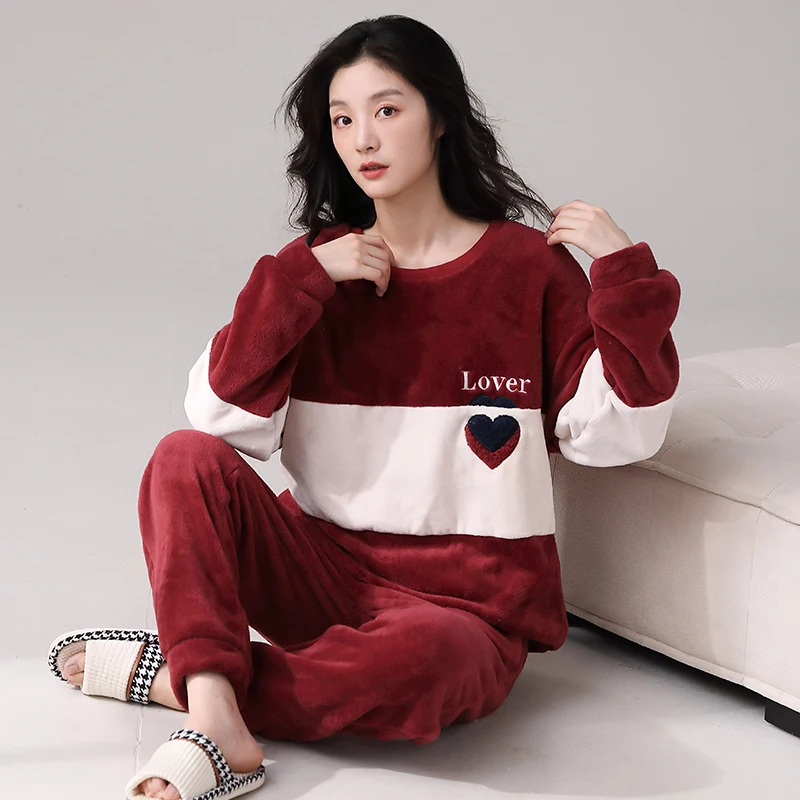 

Пижамные комплекты для пар, женский комплект из микрофибры с корейским дизайном, K-Drama Nights, с открытыми плечами, короткими рукавами и шортами-бермудами, OL