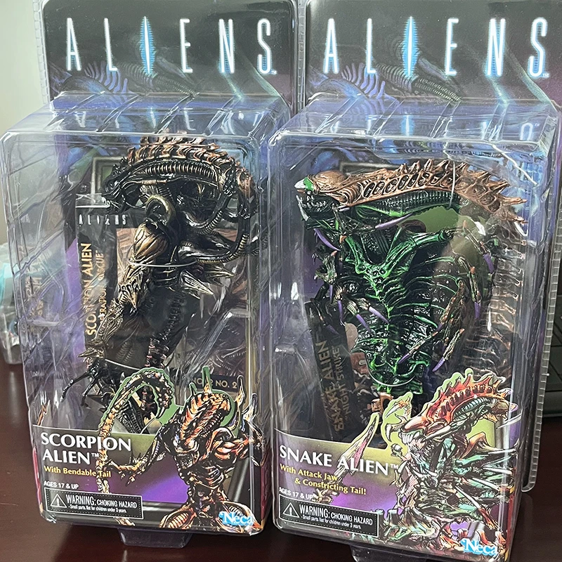 NECA Scorpion Snake Alien Figure Aliens VS Predator 13th Lineup Sgt Apone Snake Action Figures Toy Christmas Birthday Gifts