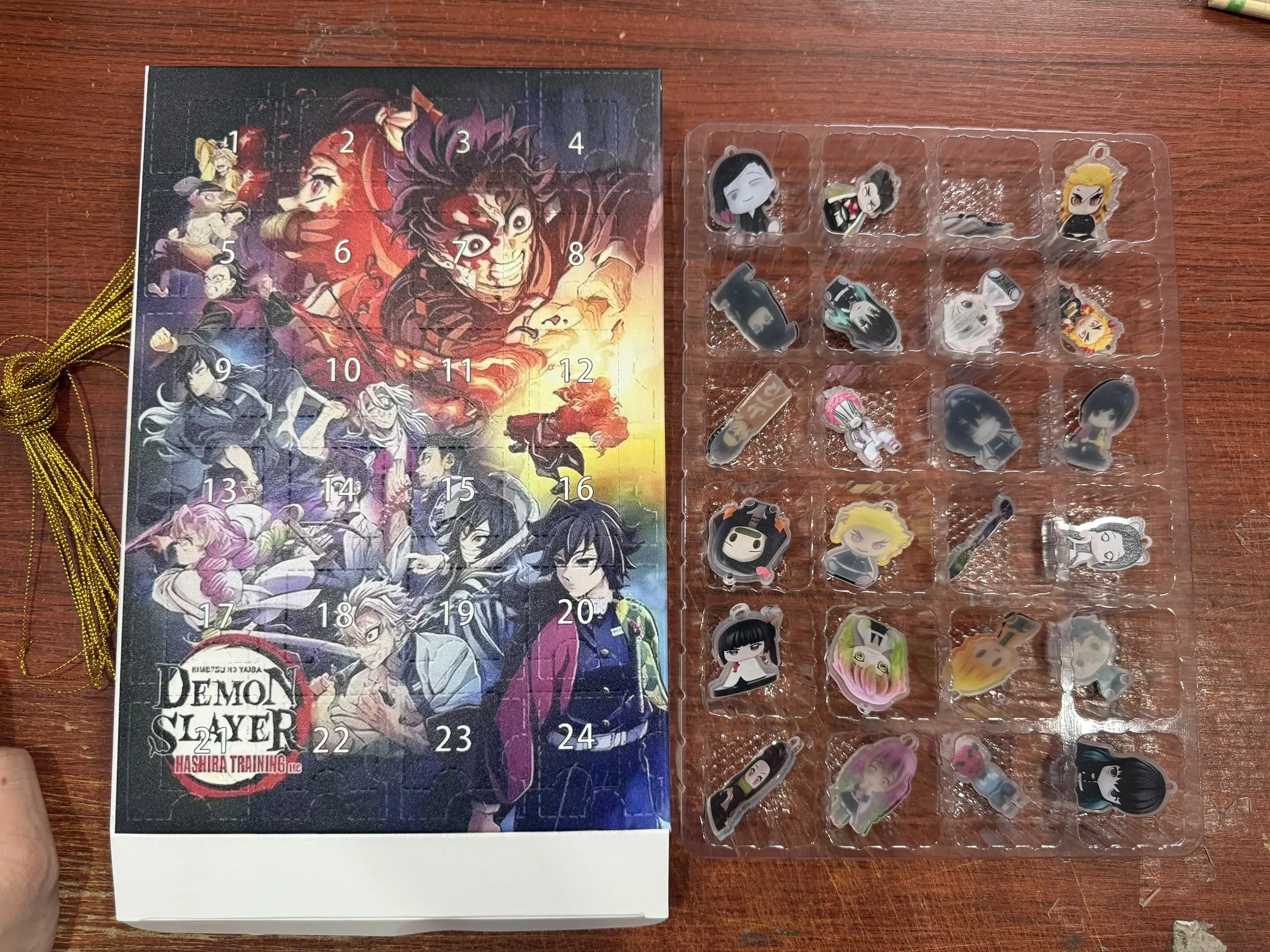 متوفر-جديد 2D شيطان القاتل الكرتون عمل الشكل عيد الميلاد تقويم القدوم العد التنازلي أنيمي البلاستيكية الطرفية لعبة هدايا عيد الميلاد #5