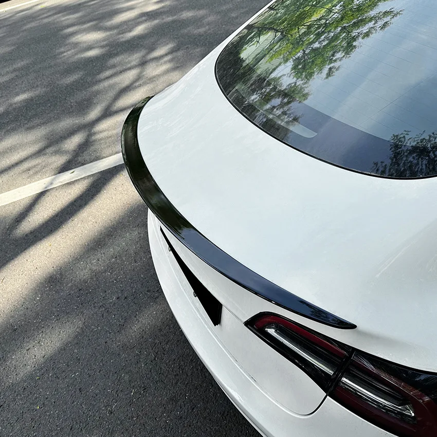 Rear Spoiler For Tesla Model 3 2017-2022 Car Rear Wing Trunk Spoiler Decklid Lid Trim Splitter Lip view 6