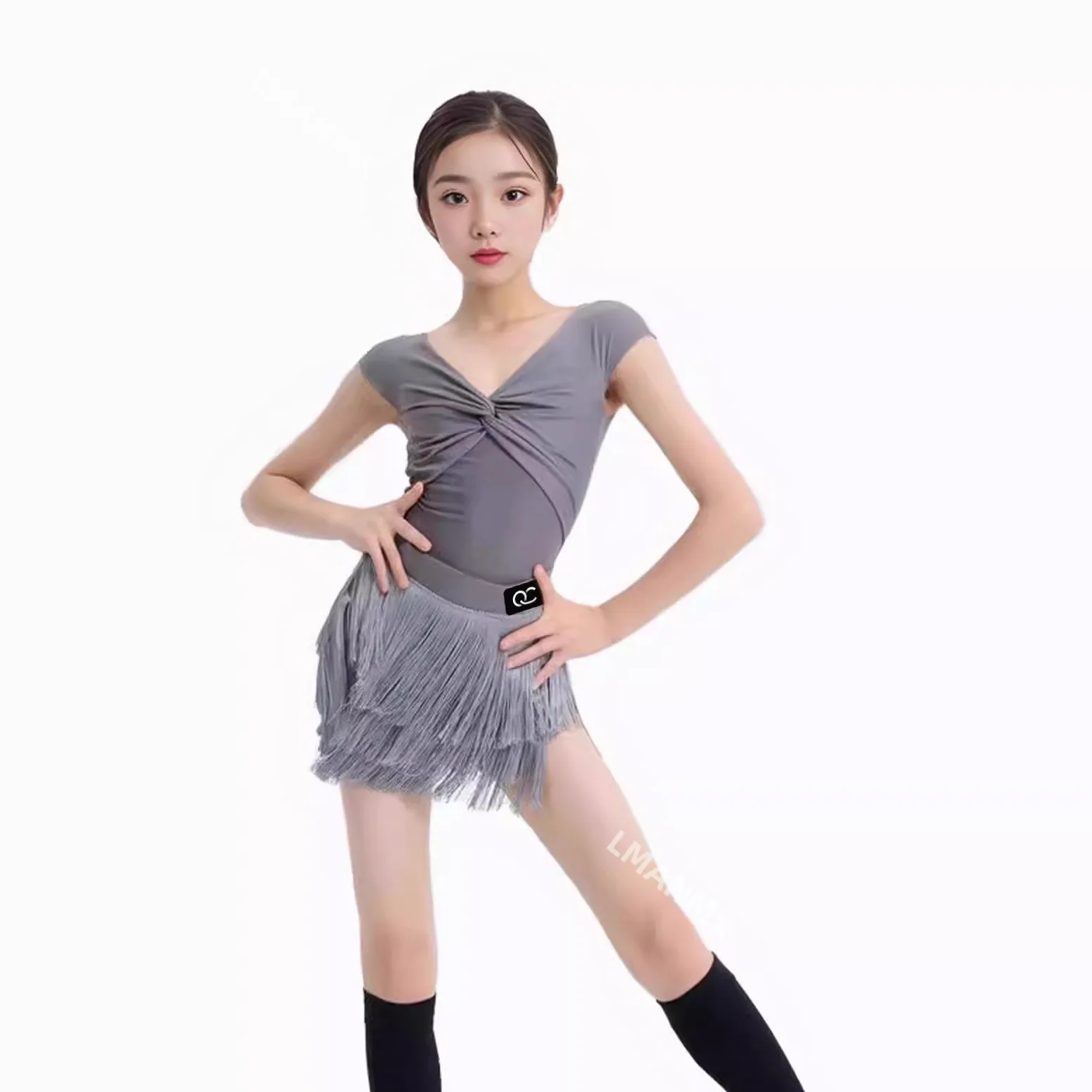 

2025 Summer New Latin Clothing Girls' High End One Shoulder Black Top Split Tassel Skirt Set