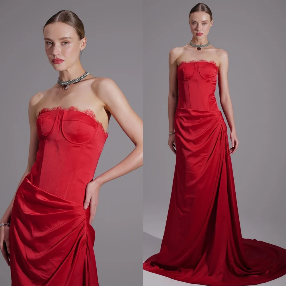 

Customized Sparkly Red Satin Evening Dresses Fashion Strapless Sleeveless Homecoming Dresses Exquisite Special Occasion Gowns