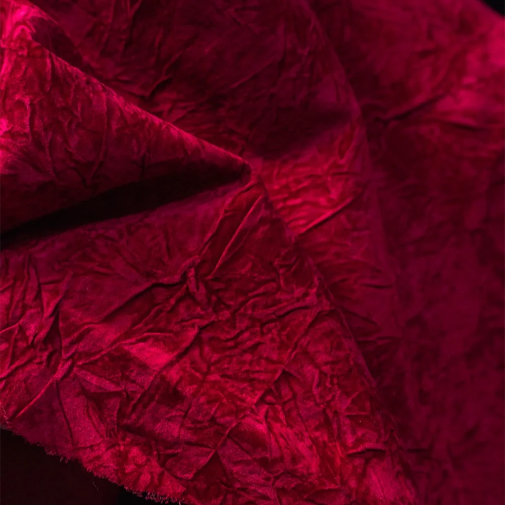 

Красная осенне-зимняя флисовая ткань для маленьких складков, показ мод, дизайнерская одежда, ткань для шитья своими руками, ткань для двора, материал