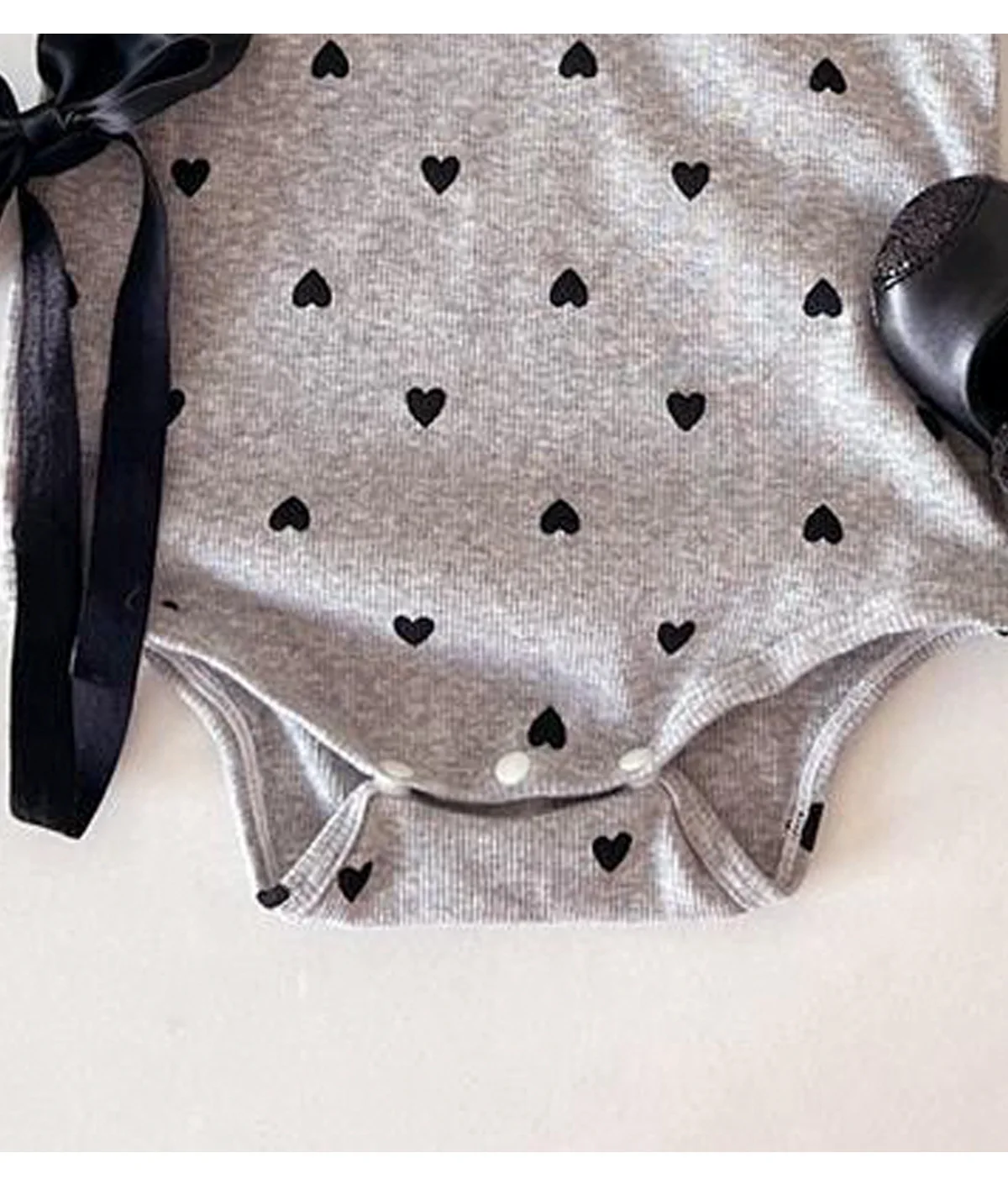 ZOETOPKID Baby-Strampler, Frühling und Herbst, langärmelig, dreieckiger Overall, gepunktet, mit Herz-Aufdruck, Kleidung für Neugeborene, Säuglings-Bodysuit – Detail 11