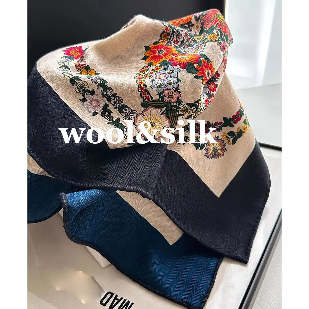 

82% шерсть, 18% натуральный шелковый шарф, женские шали, платки, шарфы высокого качества, пашмина, женский хиджаб, бандана, буфанда, пончо, шарфи