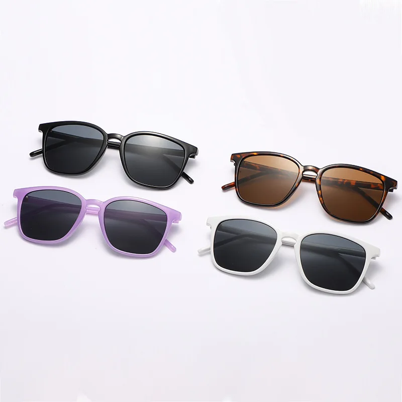 New Fashion Sunglasses Women Brand Designer Retro Rectangle Sun Glasses Female Ins Popular Colorful Vintage Square Eyewear