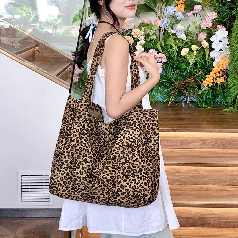 Hot Sale Leopard Pattern Shoulder Bags High Quality Zipper Canvas Fabric Bags for Women Autumn Casual Fashion Classic Tote Bags