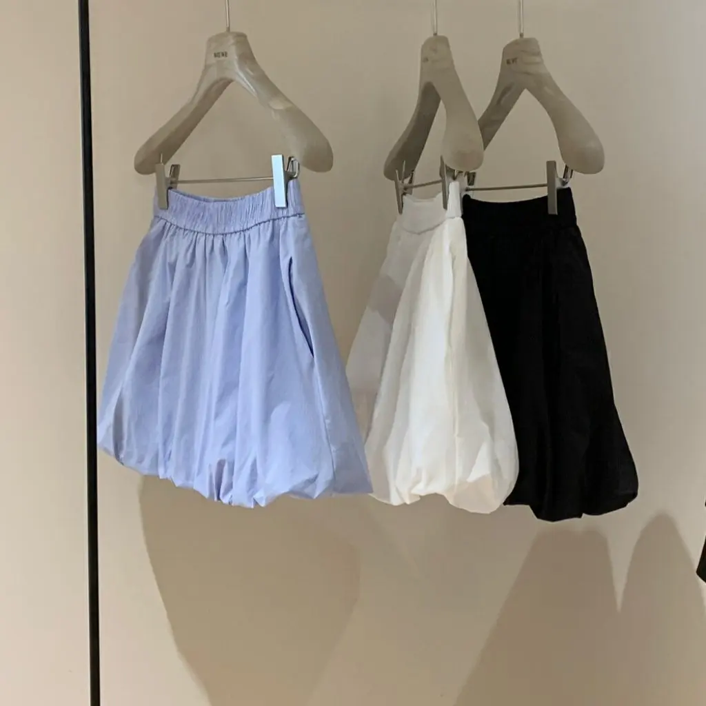 

WGWE High Waist Slim A-Line Skirt French Design Sense Women's Short Skirt for Spring And Autumn Niche Style W3668