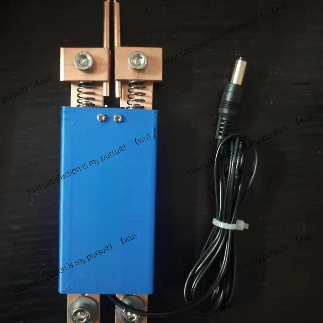 

The integrated pen of the spot welding machine automatically triggers the handheld spot welding pen.