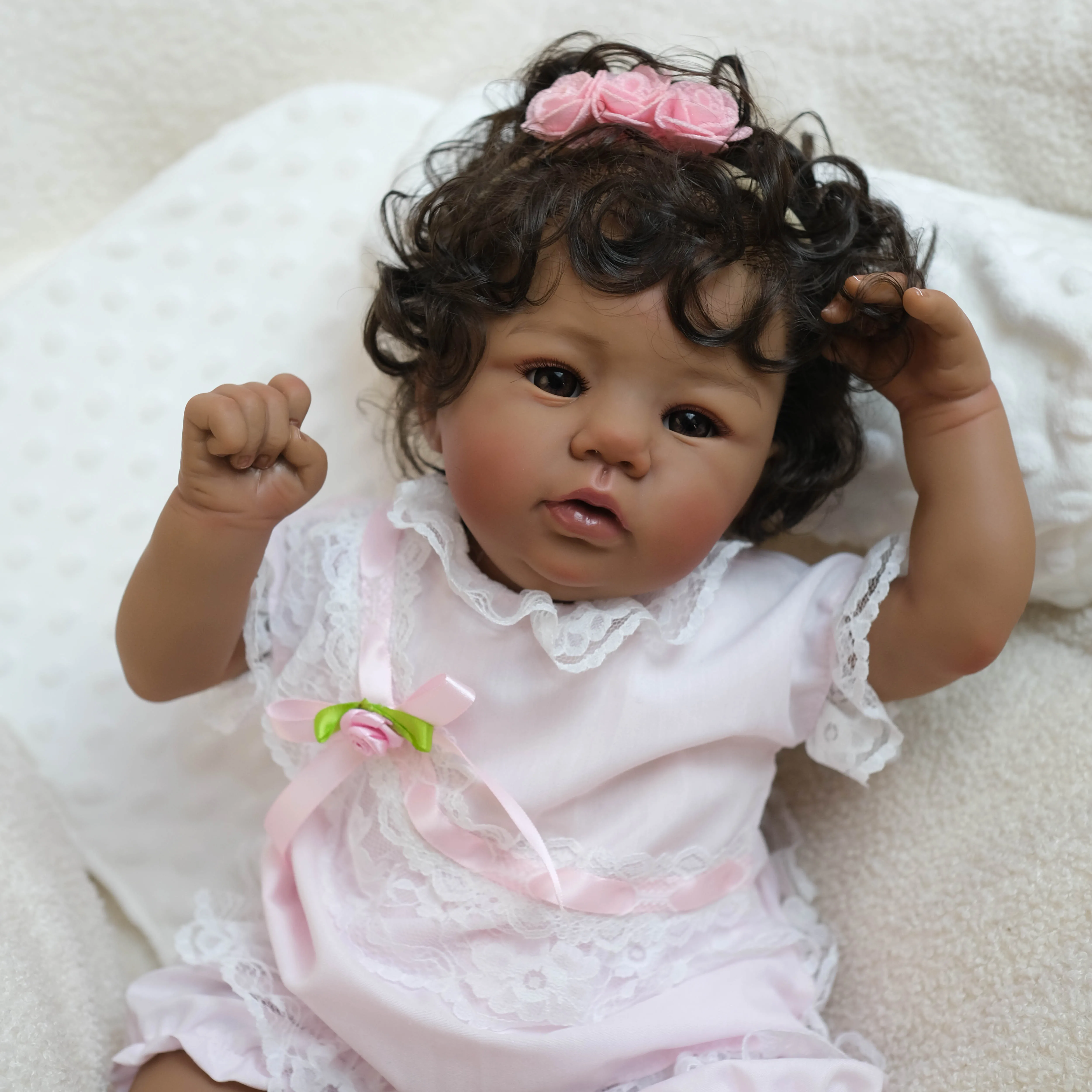 NPK 19'' Fatto a mano in pelle scura Alta quantitàAigail Reborn Baby Size Doll Molto morbido al tatto per regalo per ragazze
