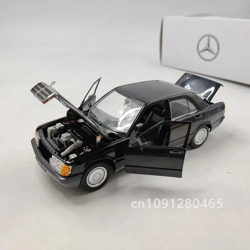 Diecast 1:24 Scale Mercedes Benz 190E W201 Alloy Car Model Metal  Adult Collection Gifts Collectible Vehicle Toys