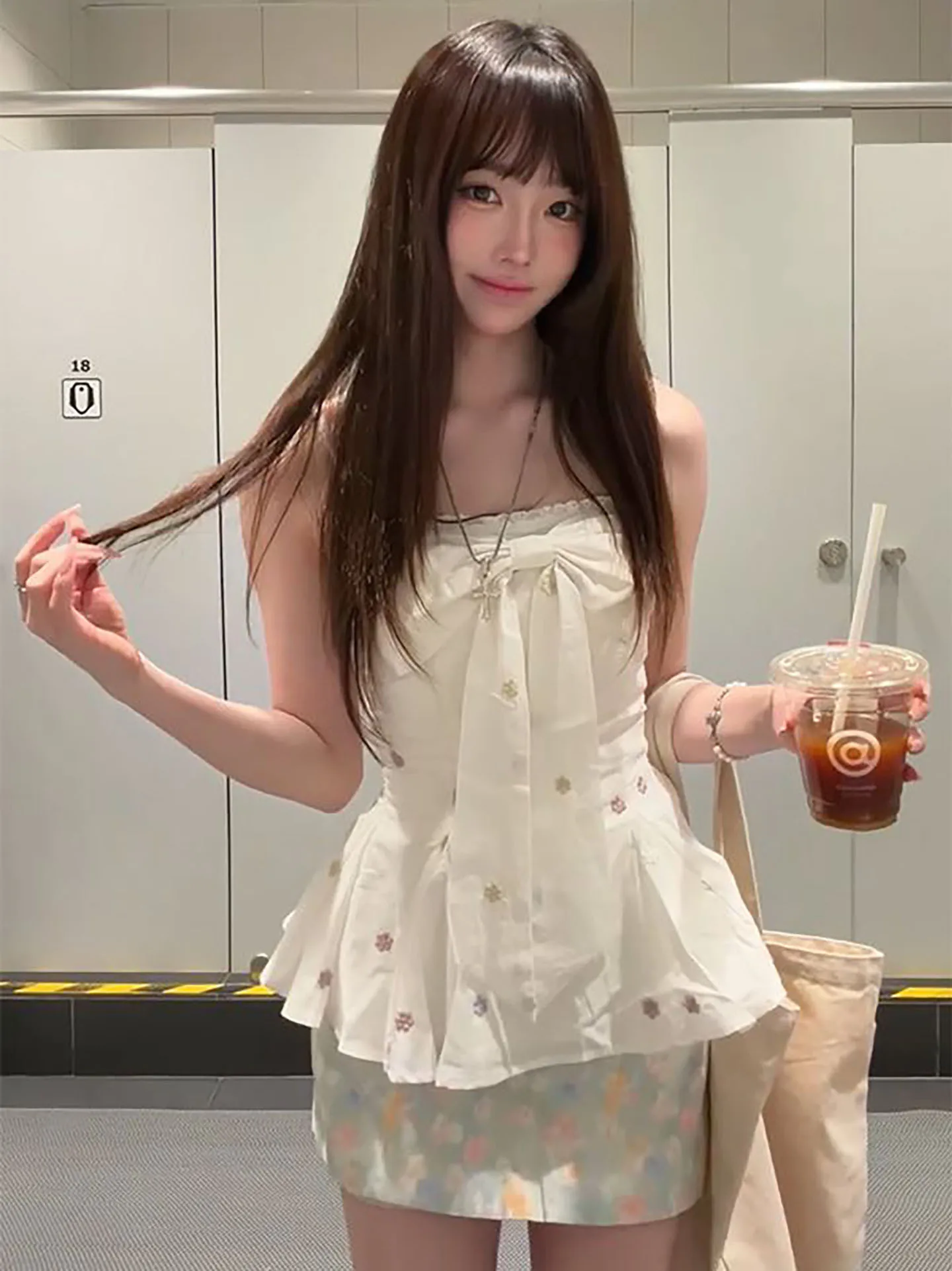 

Elegant Knot Strap Top And Printed Wrap Short Skirt Two-Piece Set Women's Fashion Summer Outfit Casual Wear