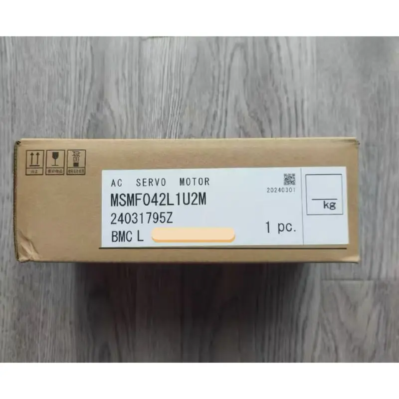 

Новый серводвигатель MSMF042L1U2M, быстрая доставка 400 Вт.