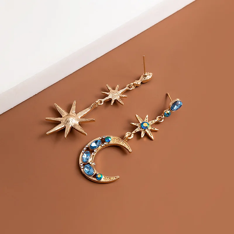 Ma'am Betsey Johnson Earrings Classic Retro Blue Crystal Star and Moon Glittering High-end Beautiful Temperament Earrings New