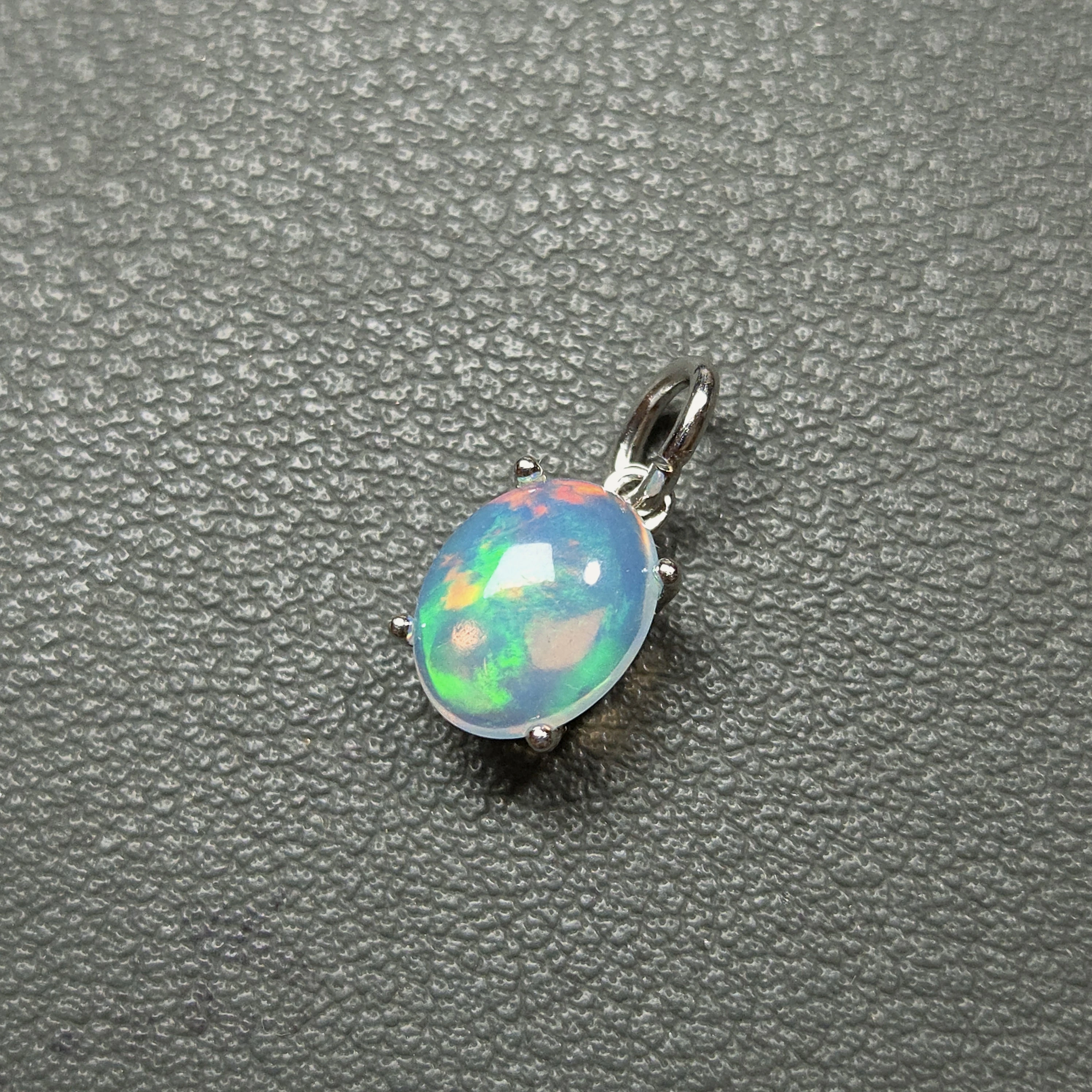 

Подвеска с опалом, серебро 925, сверкающий опал, ювелирные изделия, модный аккор, подвеска из полудрагоценного камня с кристаллами