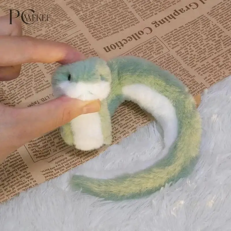 

Year Of The Snake Plush Toy Keychain Cartoon Small Green Snake Soft Stuffed Doll Pendant Car Key Ring Backpack Bag Decor Kid Gif