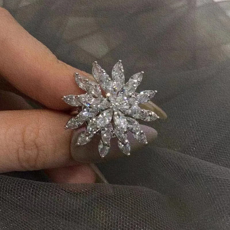 925 Sterling Silver High-End Snowflake Shaped Women'S Ring With Ins Style Niche Design Christmas Gift Ring Versatile Temperament