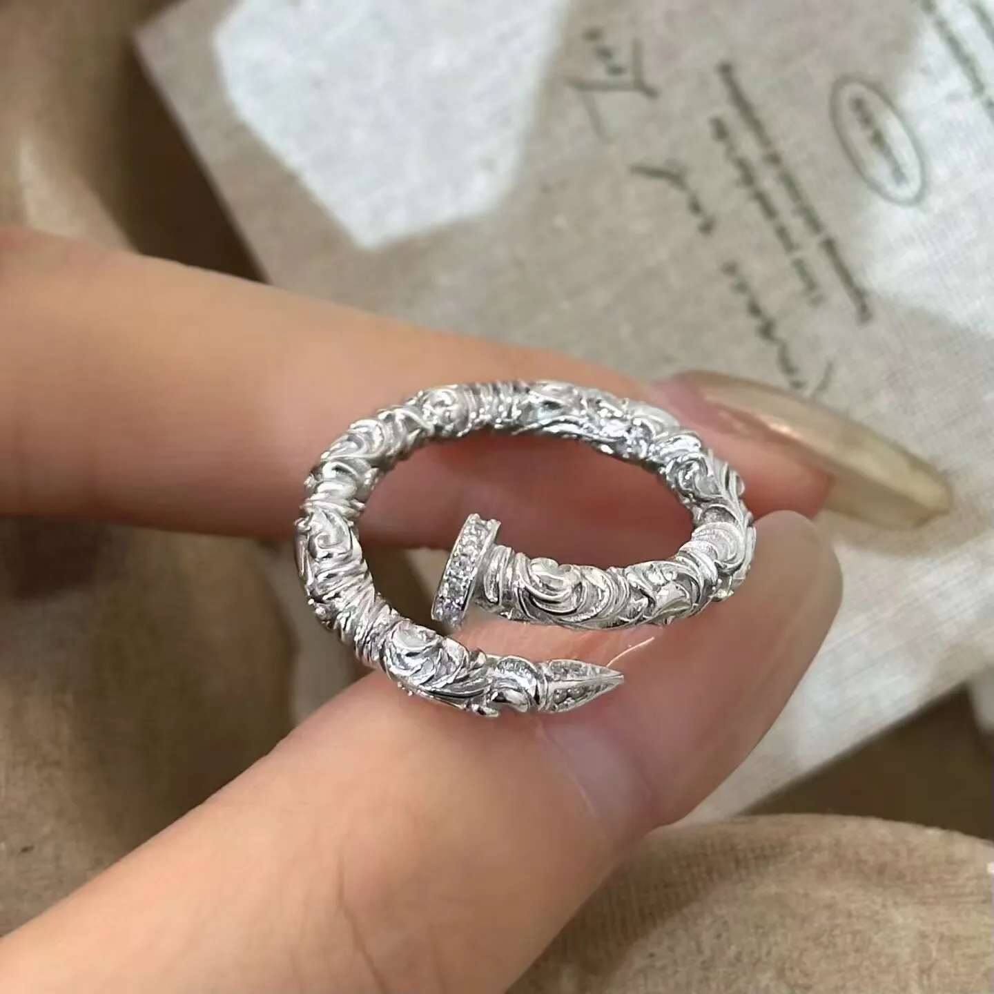 

S925 pure silver retro carved open ring for women, trendy and cool personality ring, cool and cool style accessory