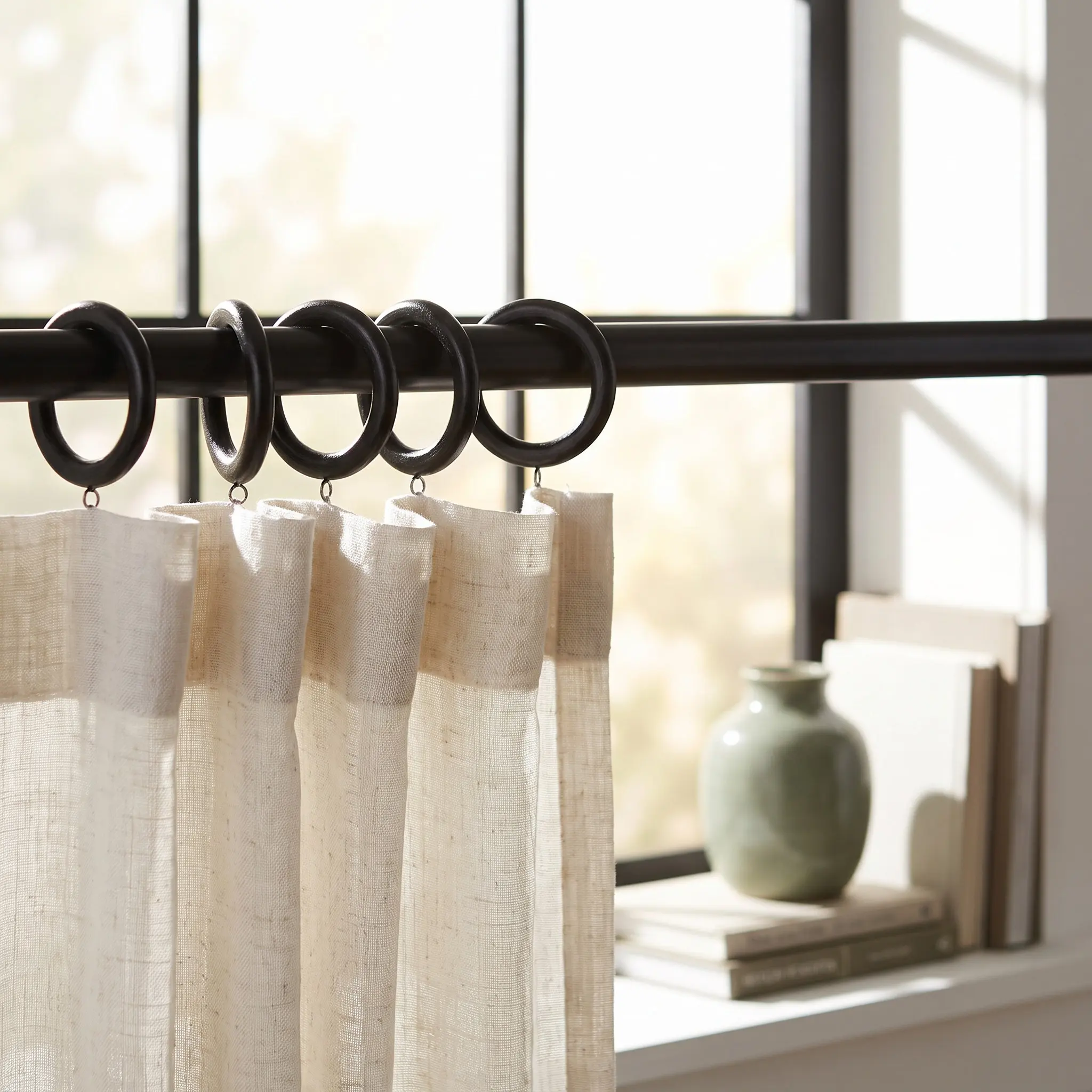 6Pcs Wooden Drapery Rings Natural Wood Curtain Rings Elegant Smooth Glide Versatile for Home Office Bedroom Decor Curtain