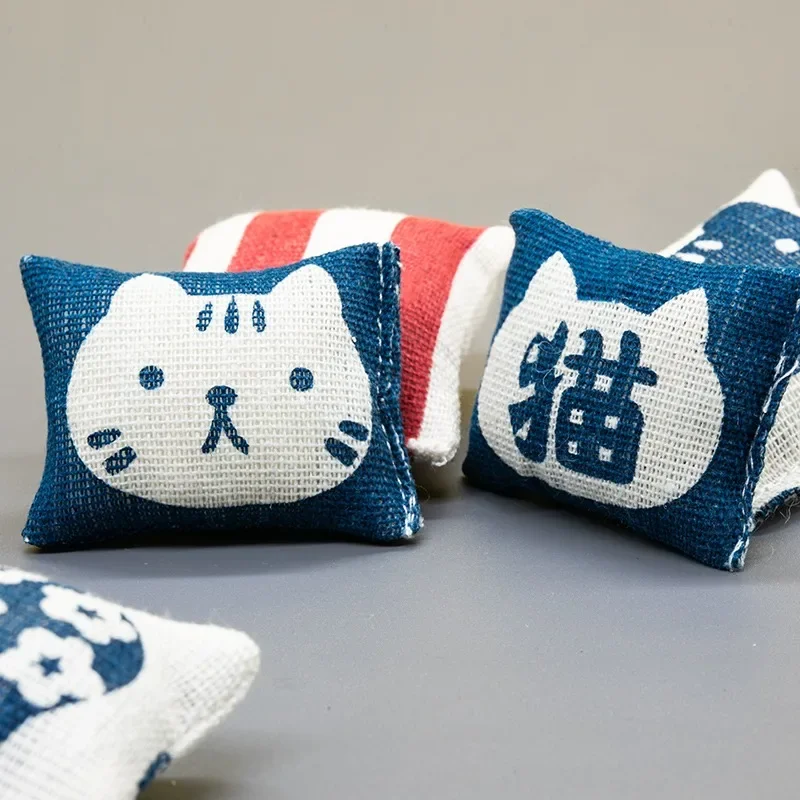 1/6 Scale Cute Mini Pillow 2pcs Multiple Color Pillow Furniture Model for 12