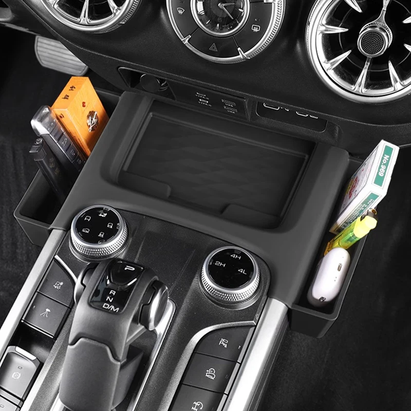 For Great Wall TANK 300 Tank 300 Hybrid Central Control Wireless Charging Silicone Pad Storage Box Modified Interior Accessories