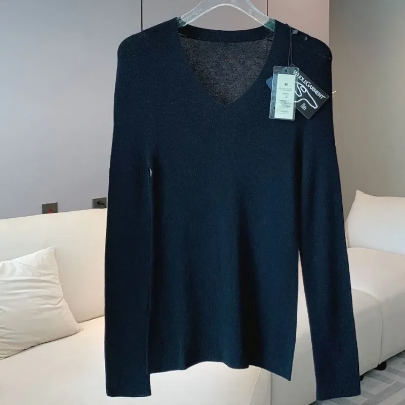 Seamless V-neck Knitted Bottoming Top Wool Knitted Sweater for Women