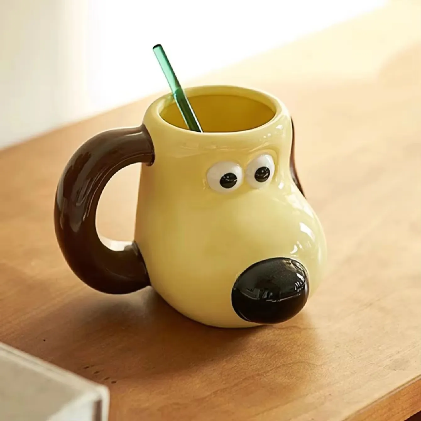 A 520ml large capacity paw dog ceramic mug cartoon creative coffee cup office drinking cup household cup suitable for children\'s