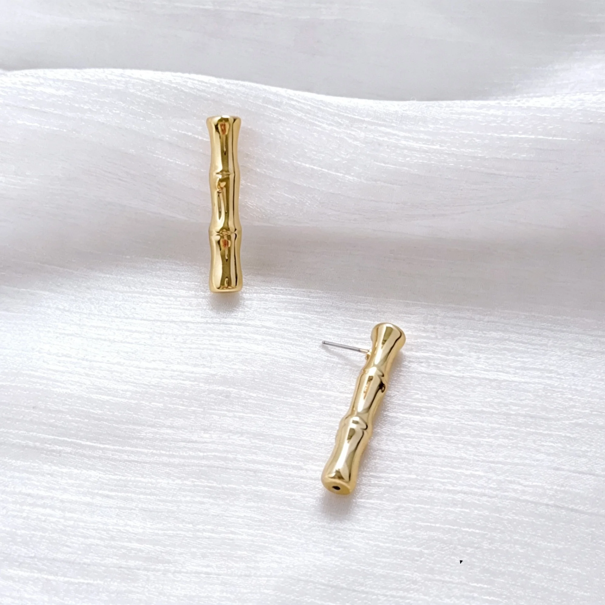 2026 CCB Smooth Geometry Bamboo Long Drop Earrings for Women Simple Golden Silvery Ear Jewelry Trend Creative Accessories