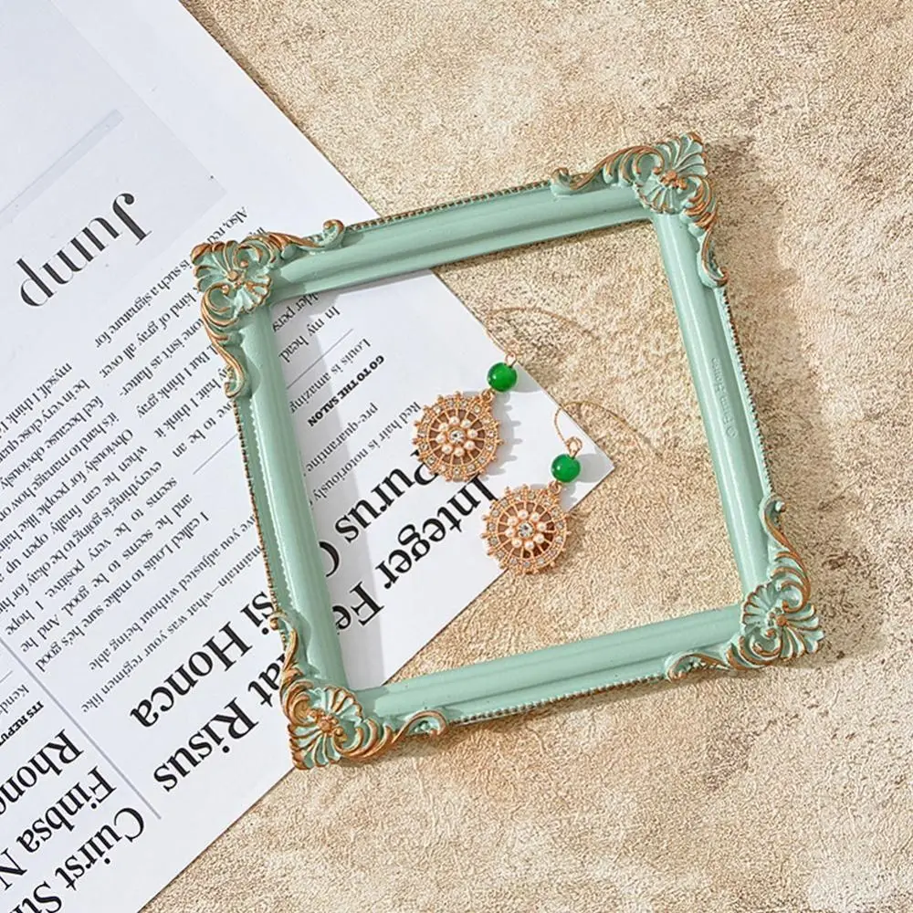 Imitation Carved Photo Frame Square Resin Vintage Frame High Quality Cosmetics Display Stand Jewellery Presentation Case