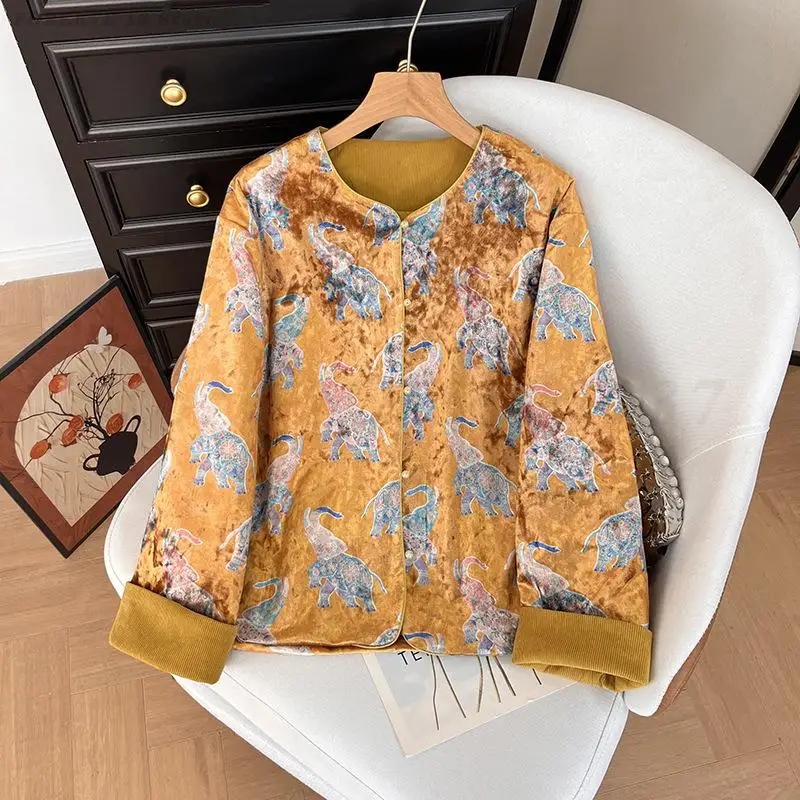 

Autumn Winter Chinese Tang Suit Coat Fashion Jacquard Traditional Top Women's Vintage Jacket Elegant Hanfu-Inspired Outerwear