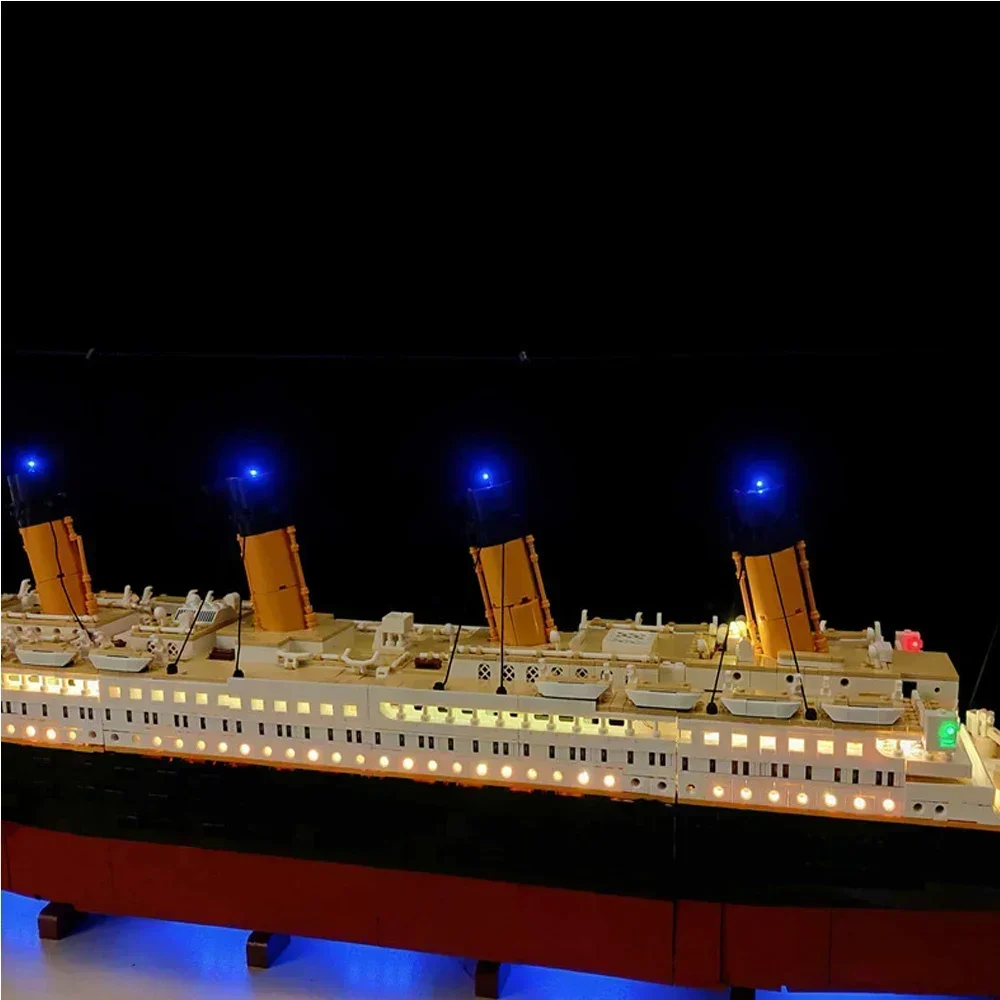 Ensemble d'éclairage LED pour Titanic, compatible 10294, lumière LED uniquement, briques modèles non l'intensité, 99023