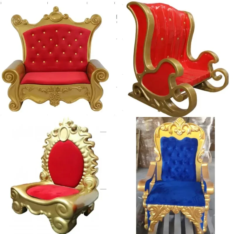 The Christmas Hall photo booth in the mall is decorated with a full set of fiberglass photo chair statues, suitable for