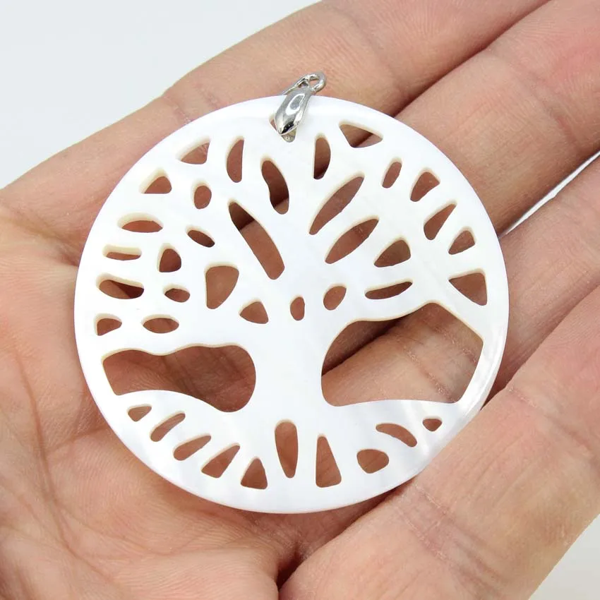 

Abalone Shell Round Pendants For Women Natural White Shell Engrave Tree Of Life Mother of pearl Shell Art Pendant Jewelry