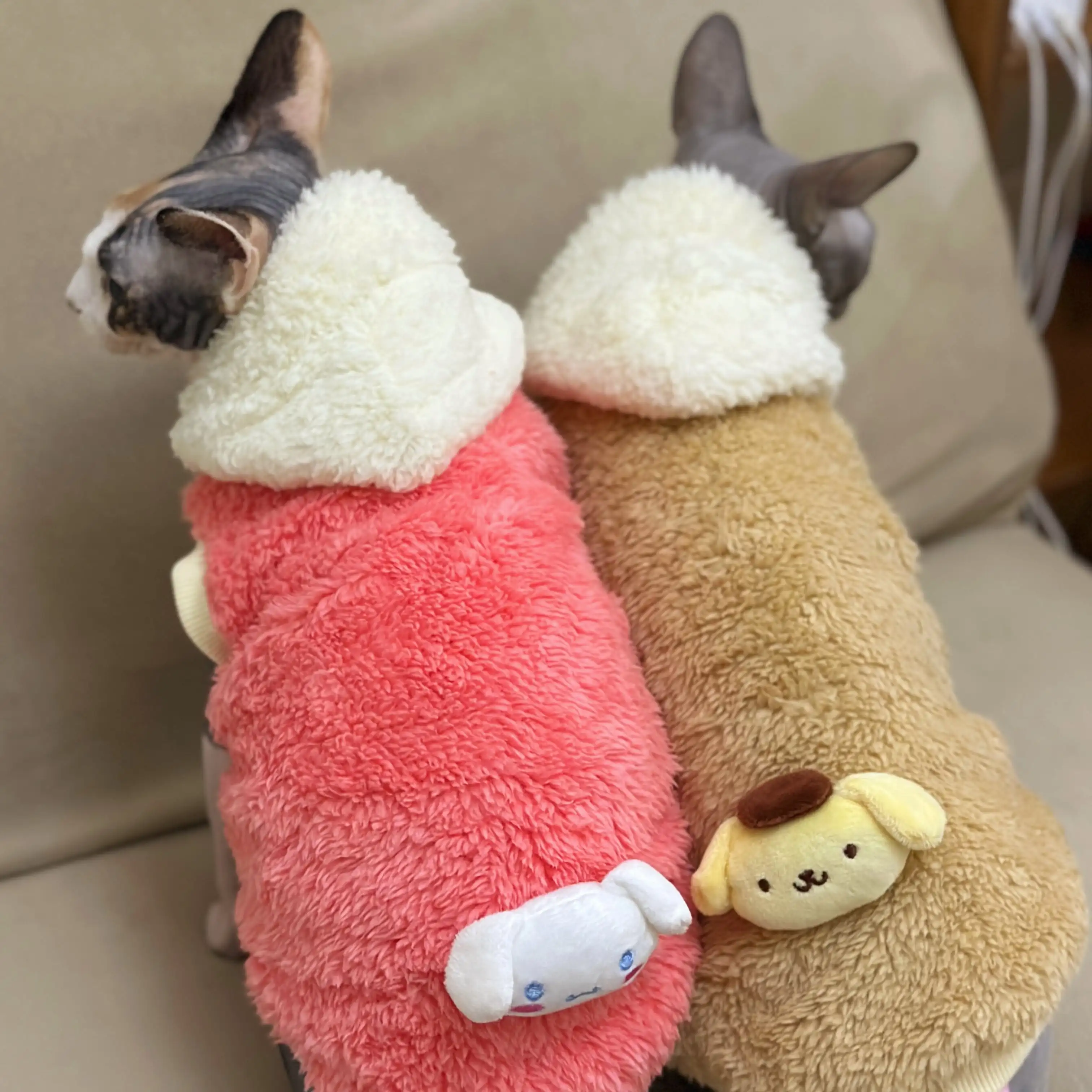 Fleece Hooded Coat for Sphynx Cat Thick Cute Sweatshirt for Cat Short Sleeves Warm Clothes for Kittens Outfit in Winter