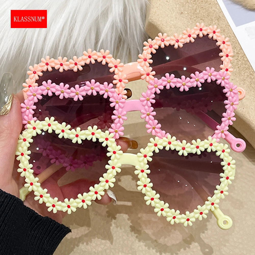 KLASSNUM Kids Girls Retro Heart-Shaped Daisy Sunglasses UV400 Outdoor Children Lovely Protective Sun Glasses Party Decors 2-8 Y