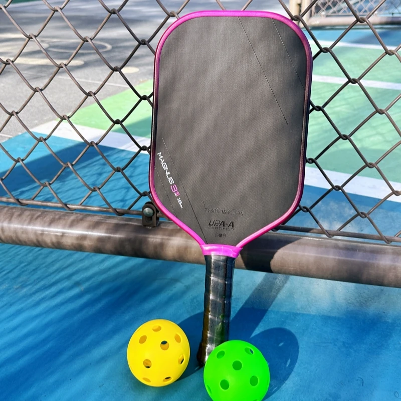 Hot Selling VYORA Magnus 3S Competition-Grade High-Quality Toray T700 Carbon Fiber Hot-Pressure Process Gen3 New Inner Core Pickleball Racket Pink