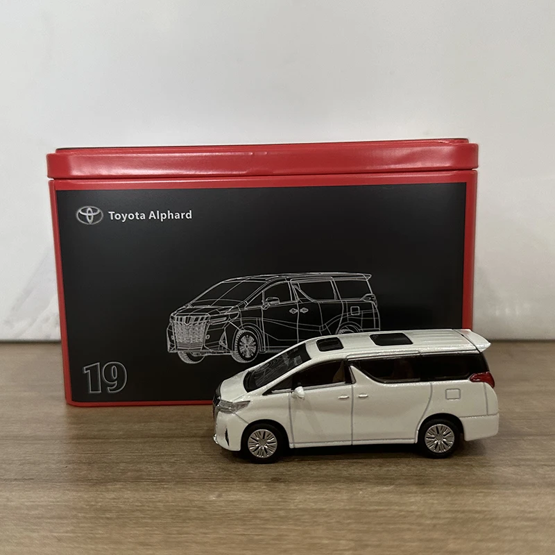 New Arrival 1/64 Model Car Alloy Diecast Toy ALPHARD 2018/2019 Style Cars Model Vehicle Toys Collection Decoration