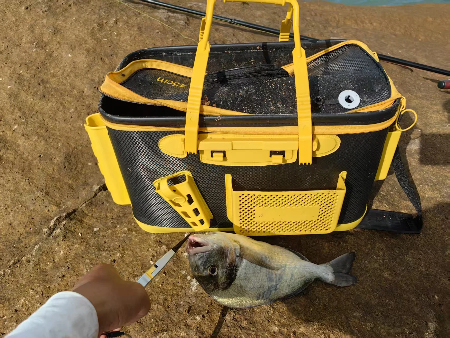Fishing Tackles Fee , Notice: this link is for customer to pay for extra shipping fee!!!! Shipping fee! image 2