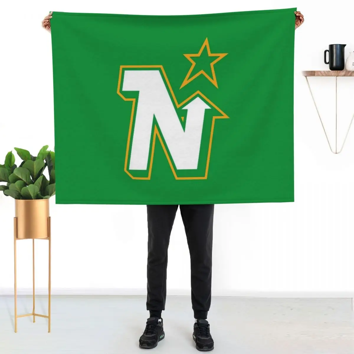 Vintage Minnesota Hockey - Retro North Stars Throw Blanket Beach christmas gifts Furry Bed covers Weighted Luxury Brand Blankets