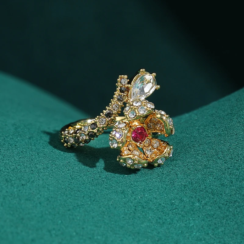

Vintage Natural Stone Little Flower Rings Stereoscopic Rhinestone Gold Color For Woman Accessories Jewelry Trends 2025 New Gift